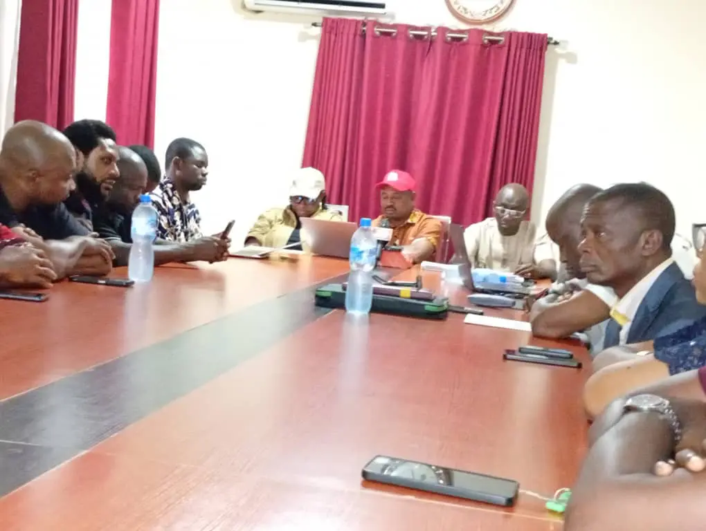 ASUU and FG in meeting. VCs told to implement no work no pay